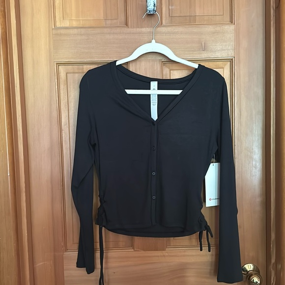 NWT Lululemon Side-Cinch Ribbed Cardigan - size 8,  Black - Picture 4 of 7